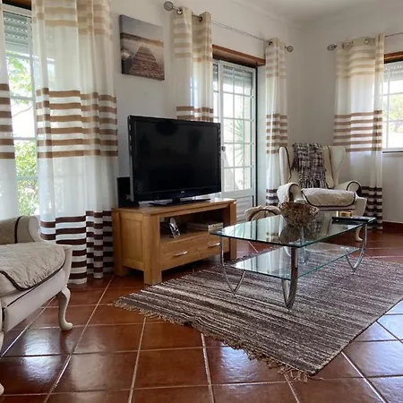 Casa Do Canto - Uma Casa No Campo, Perto Da Praia. Vakantiehuis