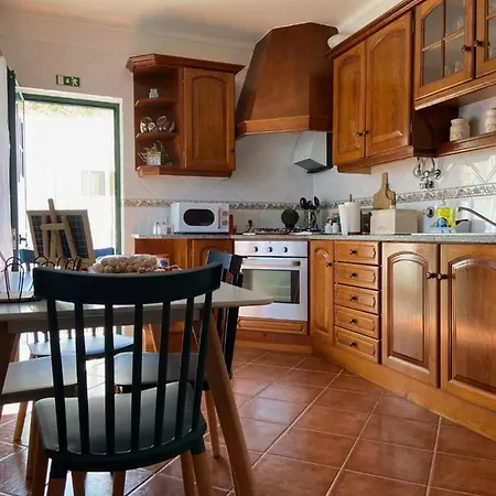 Vakantiehuis Casa Do Canto - Uma Casa No Campo, Perto Da Praia. *