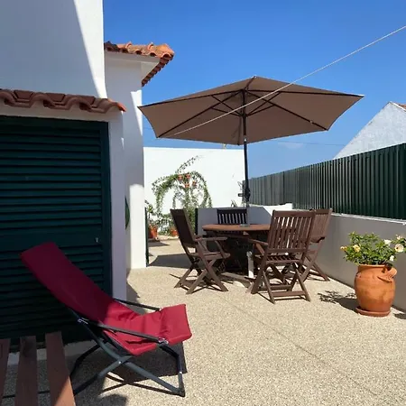 Casa Do Canto - Uma Casa No Campo, Perto Da Praia. Holiday home Obidos