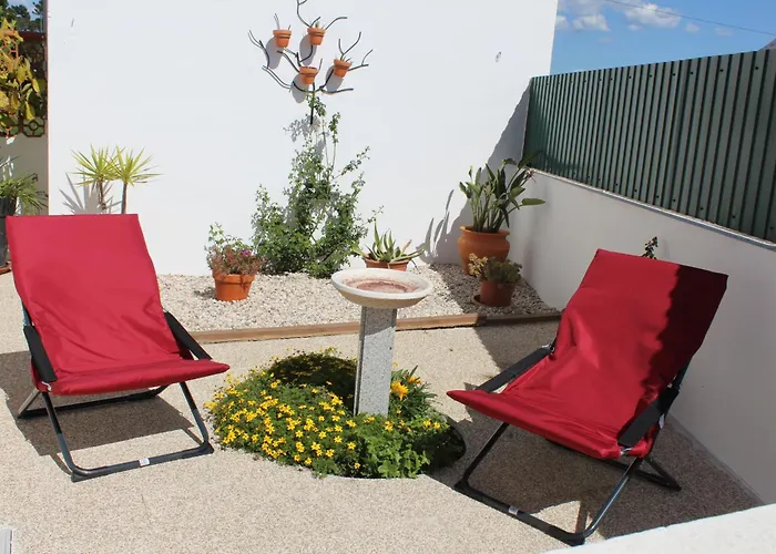 Casa Do Canto - Uma Casa No Campo, Perto Da Praia. Ferienhaus