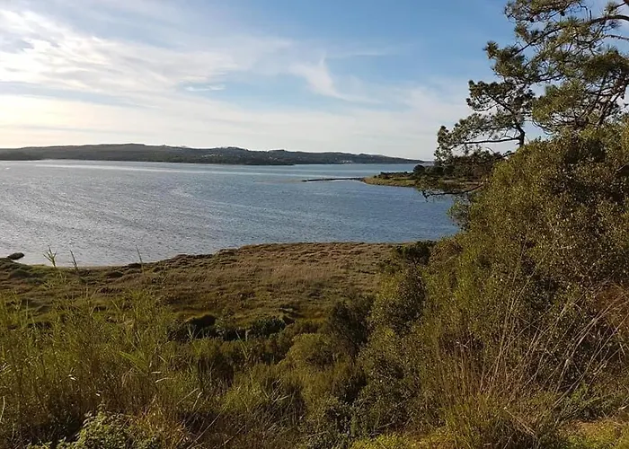 Ferienhaus Casa Do Canto - Uma Casa No Campo, Perto Da Praia. *